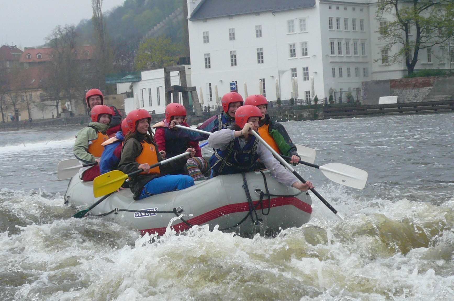 CAL 2008 04 Studna jez za vecera septa 01